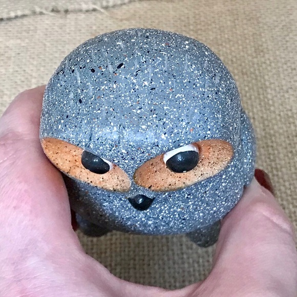 Speckled Gray Owl Figurine Kitsch Dark Academia Fairy Core Woodland Whimsical - Picture 5 of 6